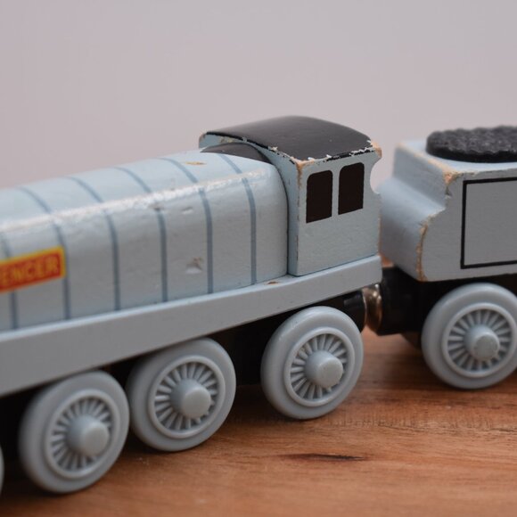 Spencer & Tender Thomas and Friends Wooden Railway Engine Trains Magnetic 2003 - Picture 4 of 9